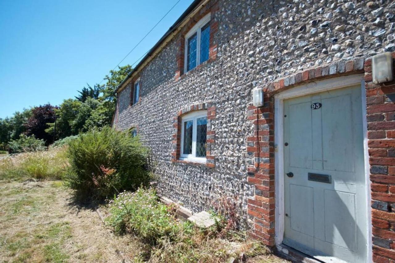 Wish Cottage Ratton Extérieur photo
